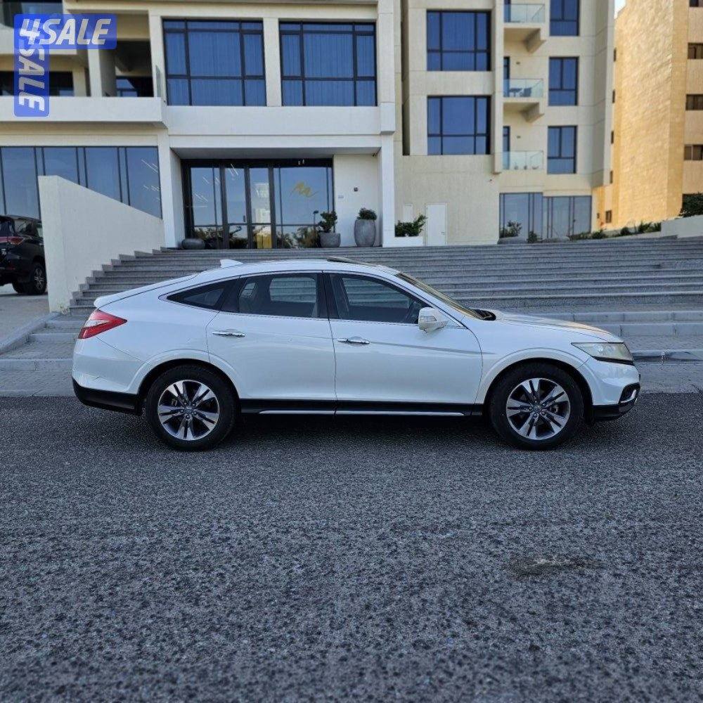 Honda Crosstour touring V6 20135