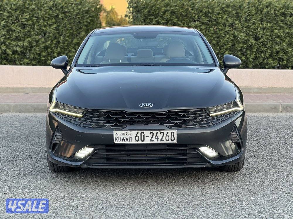 كيا k5 رمادي موديل 2021 للبيع0