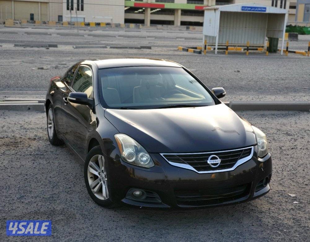 التيما كوبيه موديل ٢٠١١ بحاله ممتازه0