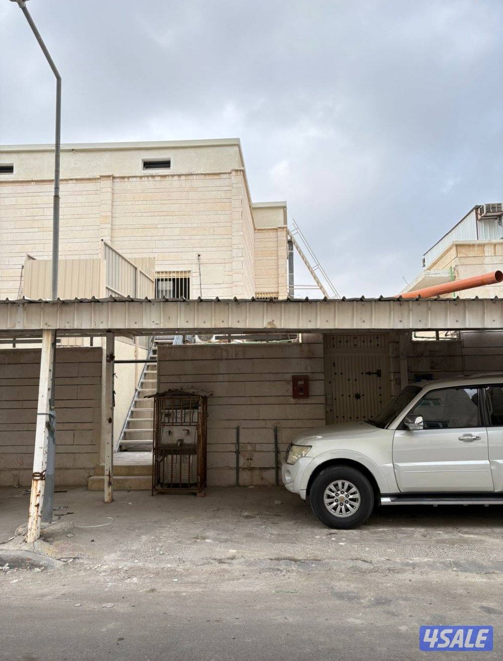 للايجار دورين بالقصر1