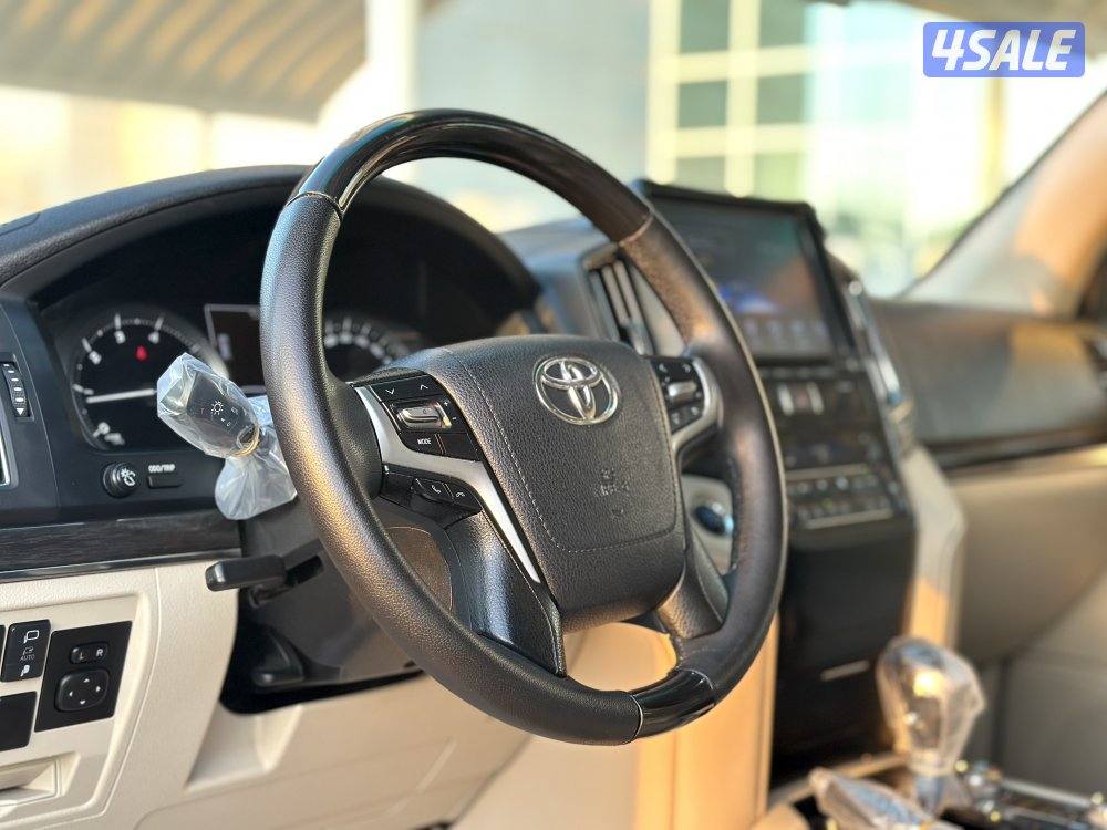 معرض القمة🚩7