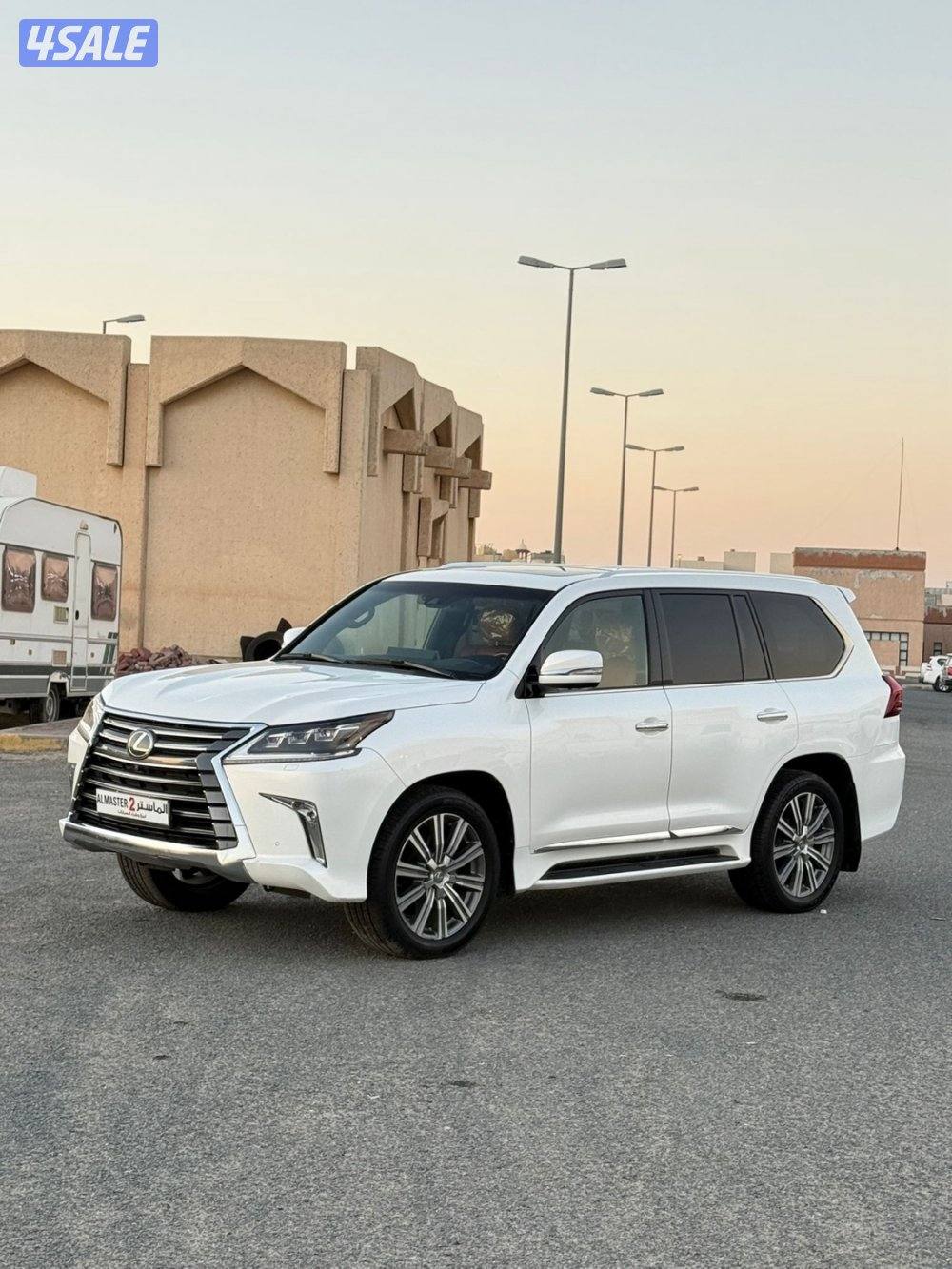 لكزس LX570 وارد قطر1