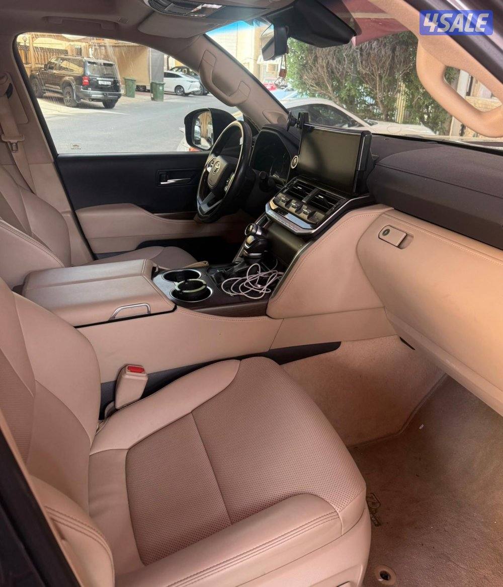 لاندكروزر ايرو اس تون تيربو5