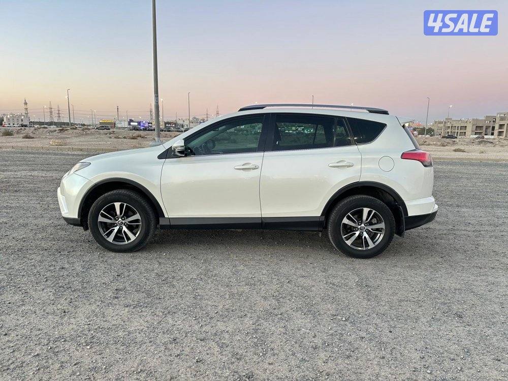 تويوتا راف 4 موديل ٢٠١٧ كامل المواصفات1