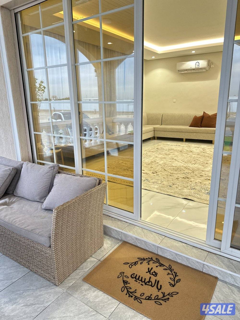 مزرعه للايجار مساحتها ١٢ الف على طريق٥٠٠4