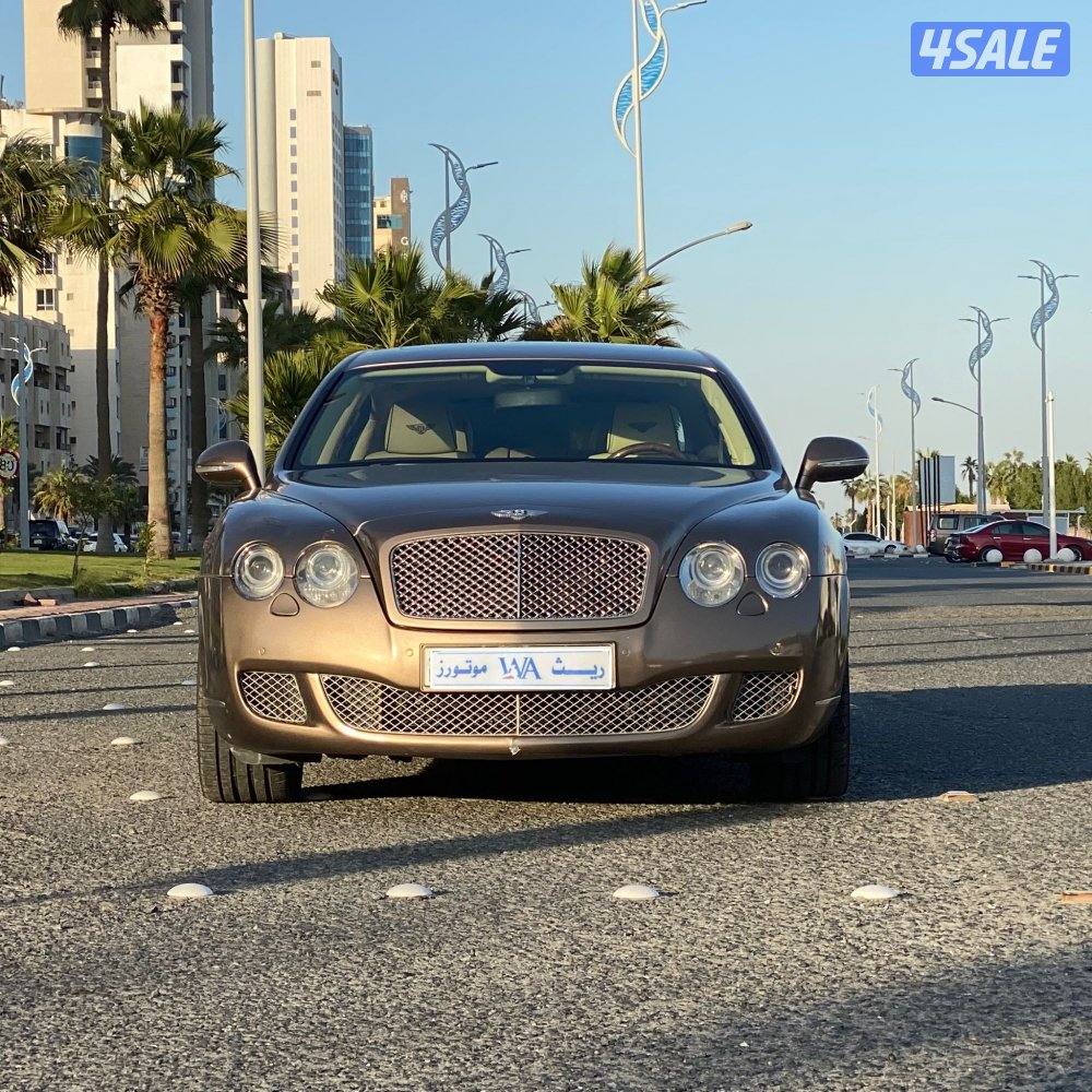 بيع🔺شراء🔺تثمين

للبيع بنتلي فلاينج سبير
موديل 2012  
عداد 99 الف2