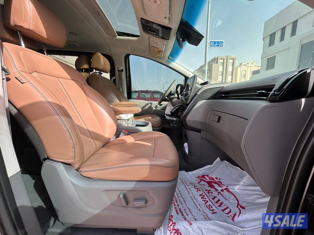 ستاريا كامل المواصفات موديل 2022 ماشي85 الف11