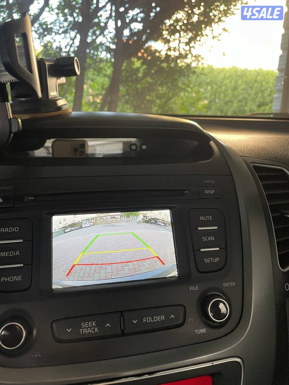 للبيع كيا سورينتو موديل 201512