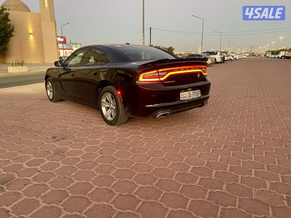 شارجر بحاله فوووق الممتاز نظيف جدا4