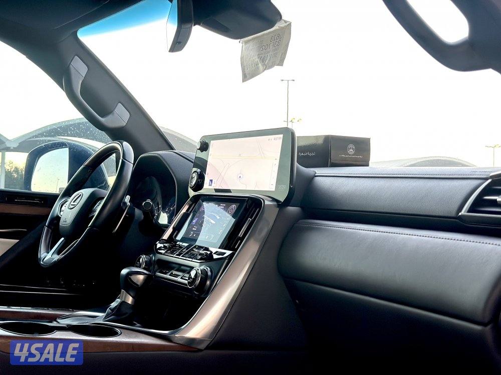 معرض القمة🚩8