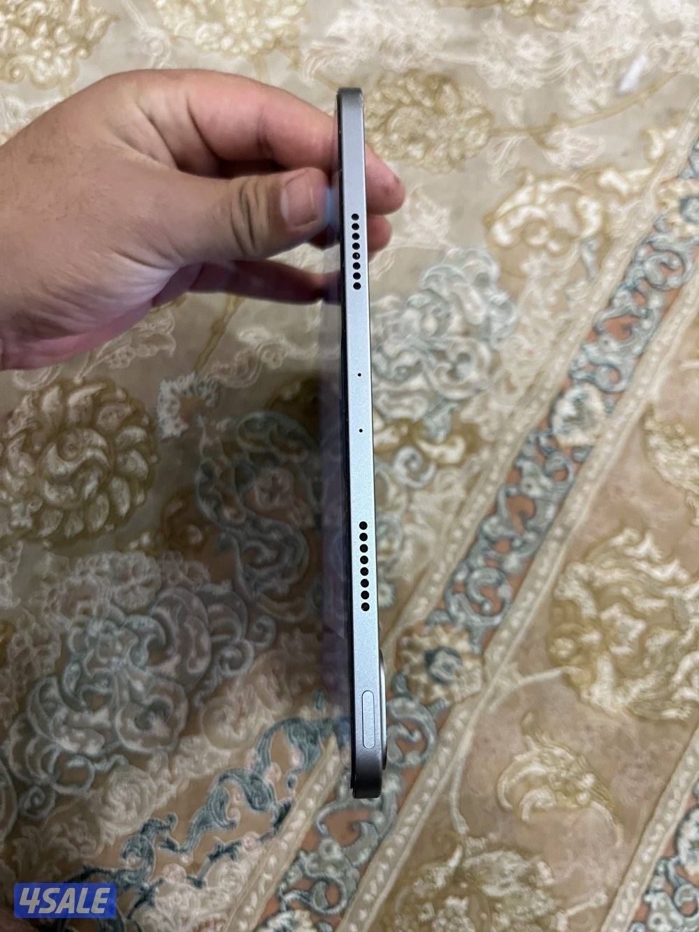 ايباد ابروm2 قيقا256 بوصه11 نضيف ولا ختش مو مبدل شي5