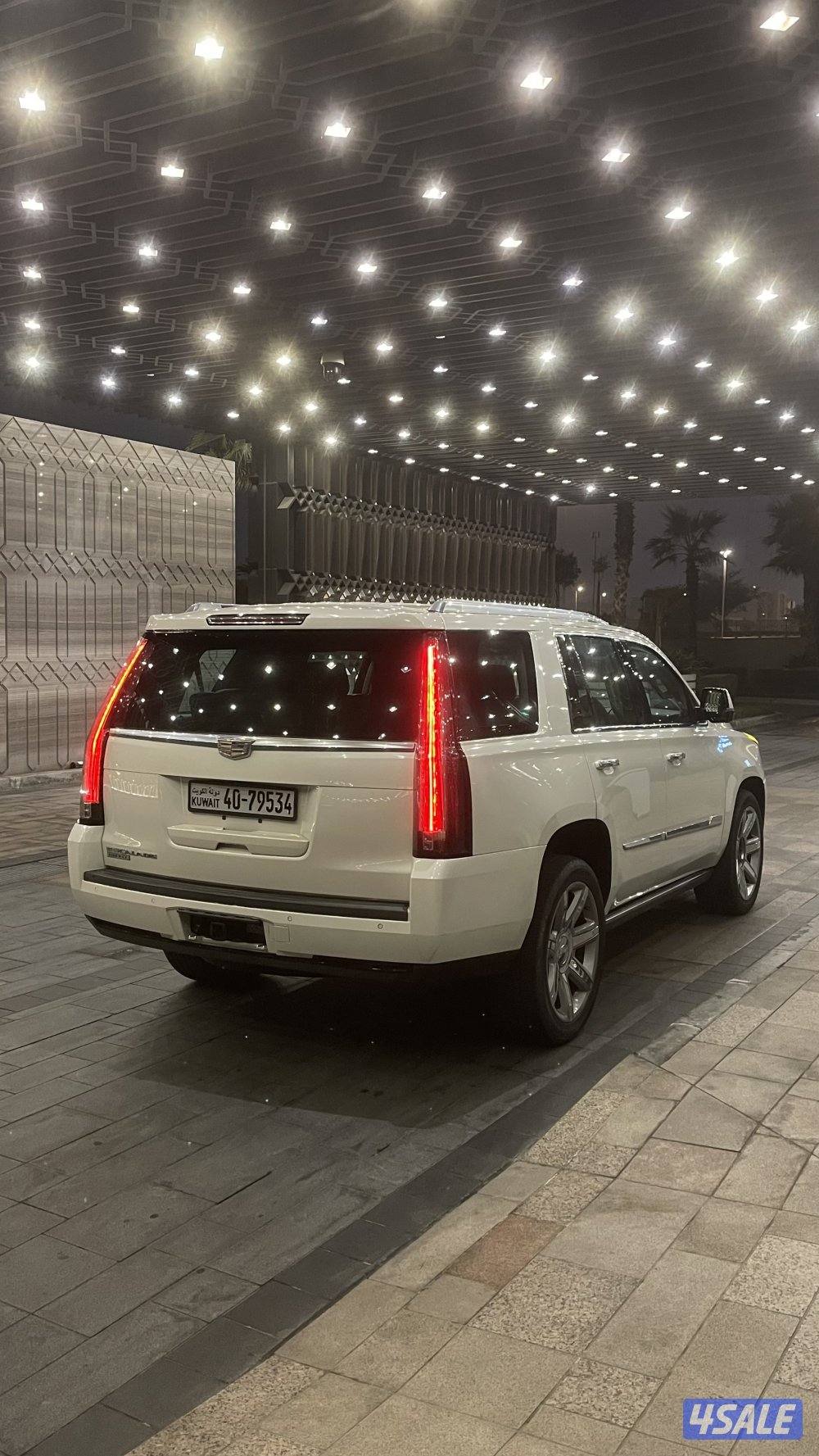 كاديلاك اسكاليد 20154