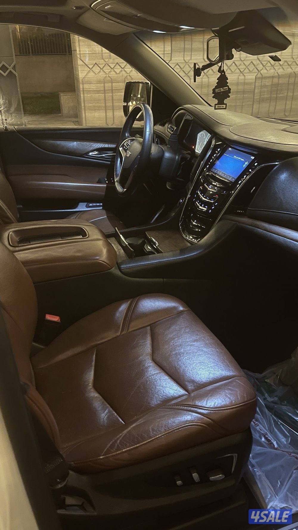 كاديلاك اسكاليد 20156