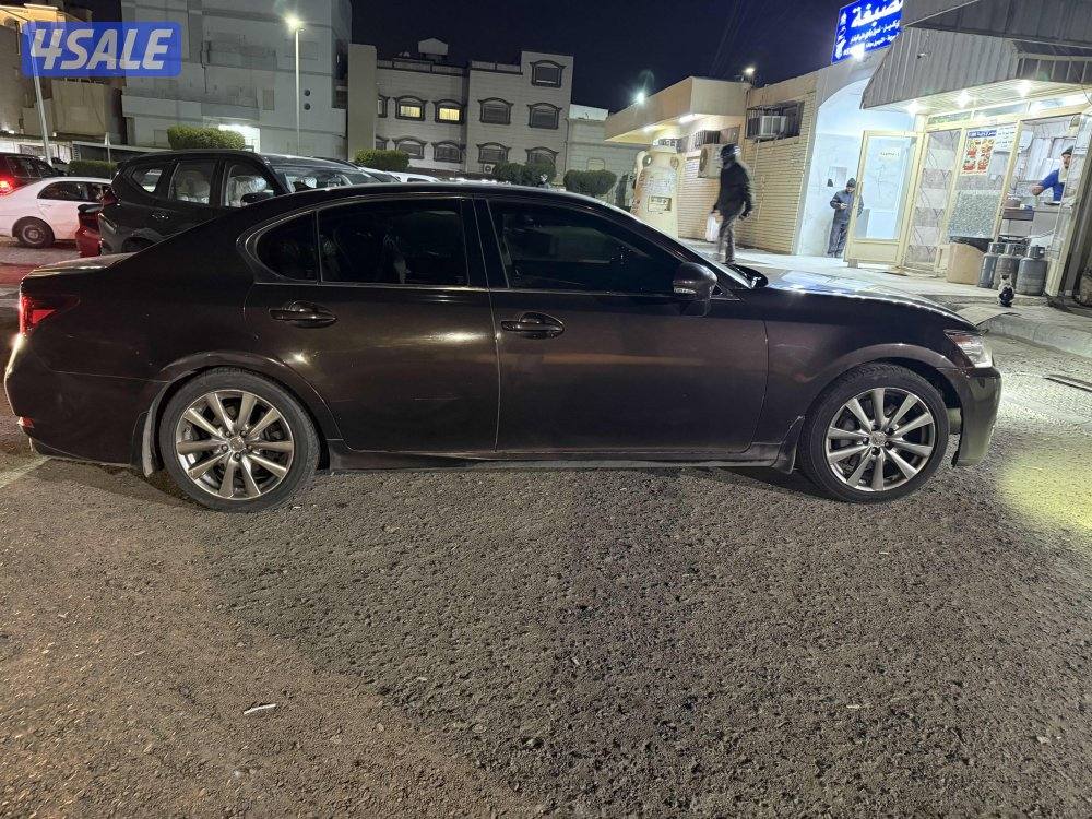 لكزس Gs250 موديل 2014 ماشية 285.000 بيعه سريعه4