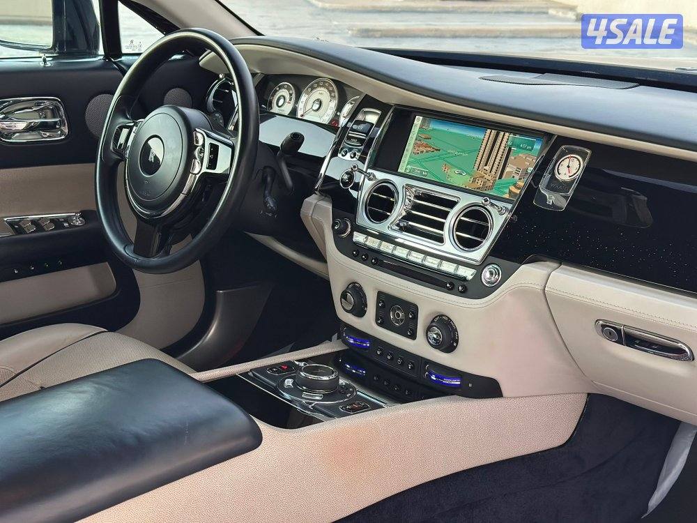 رولزرويسWRAITH موديل2015 عداد94الف وارد الغانم سيرفس منتظم4