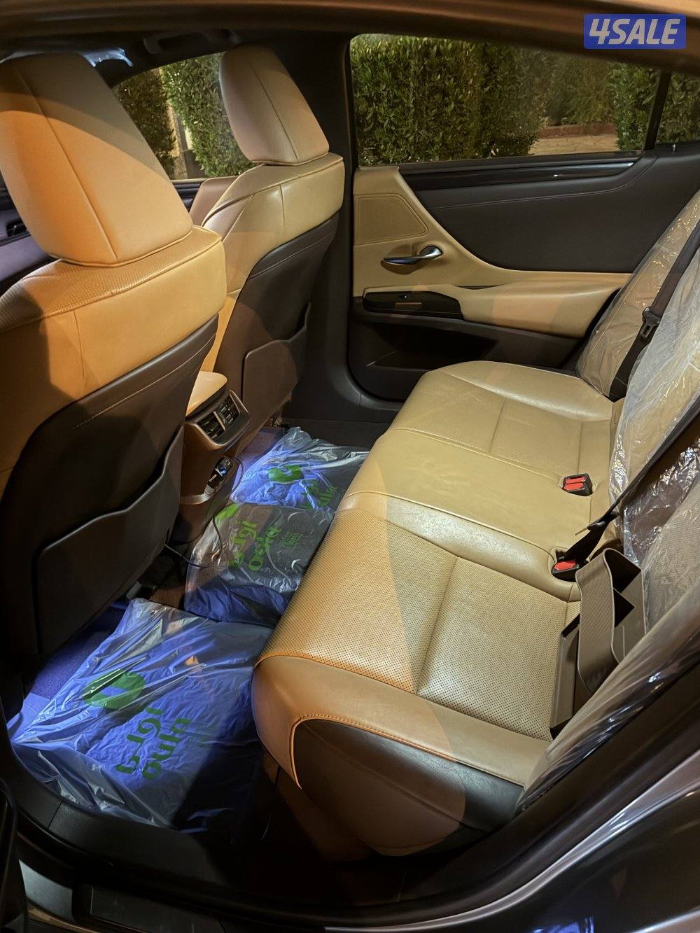 للبيع لكزس ES250 بحالة الوكاله صبغ الوكاله2