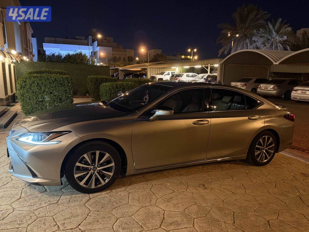 للبيع لكزس ES250 بحالة الوكاله صبغ الوكاله4