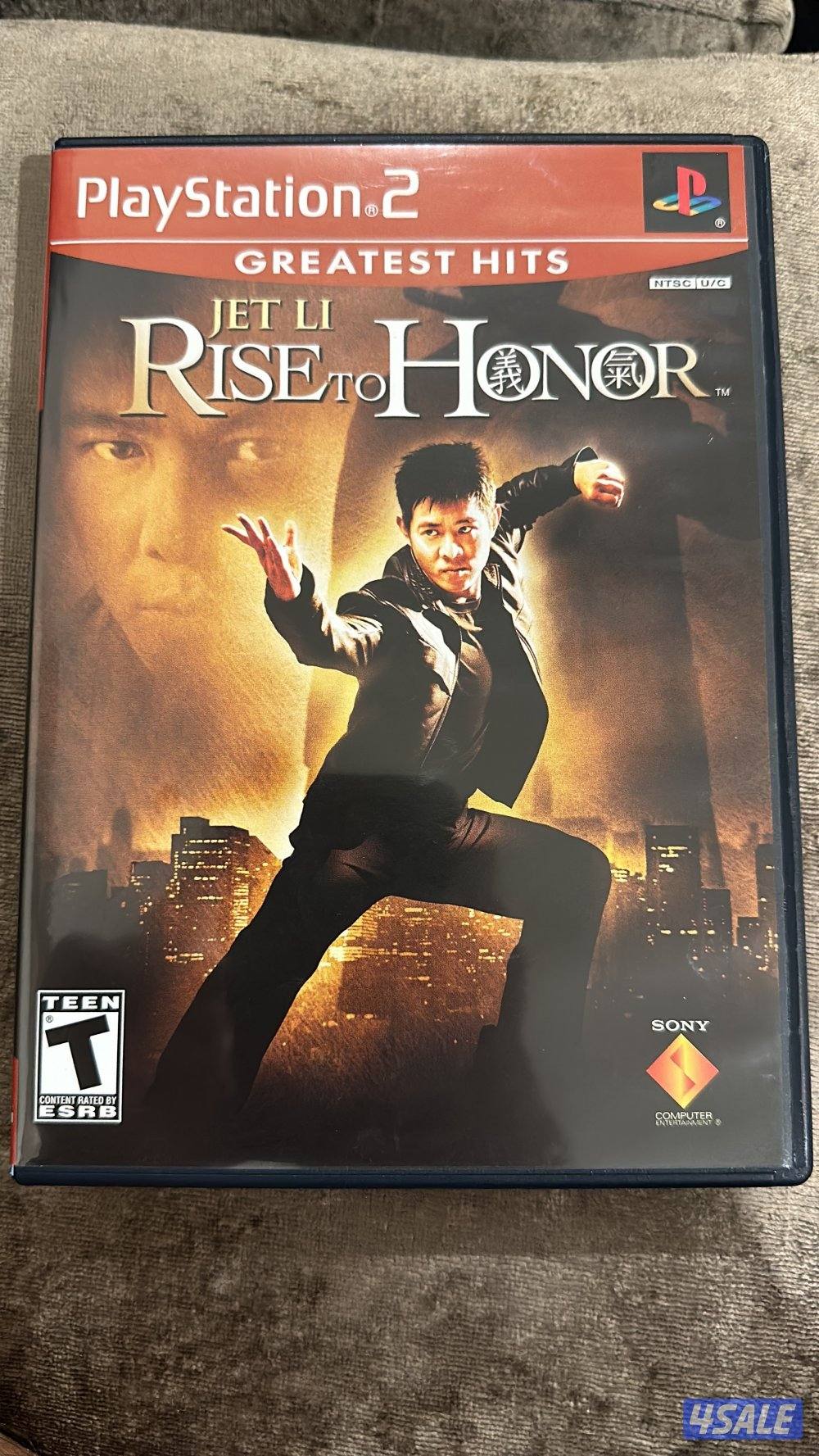 للبيع سوني 2 نظيف مومفتوح من مصنع اليابان  معاه سيديات اصليه فقط8