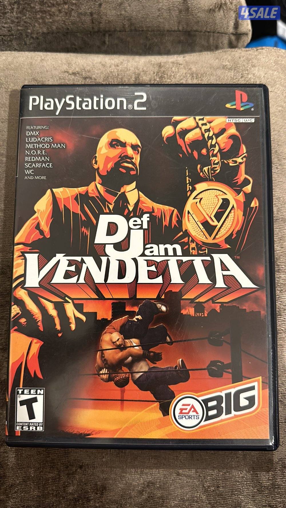 للبيع سوني 2 نظيف مومفتوح من مصنع اليابان  معاه سيديات اصليه فقط10