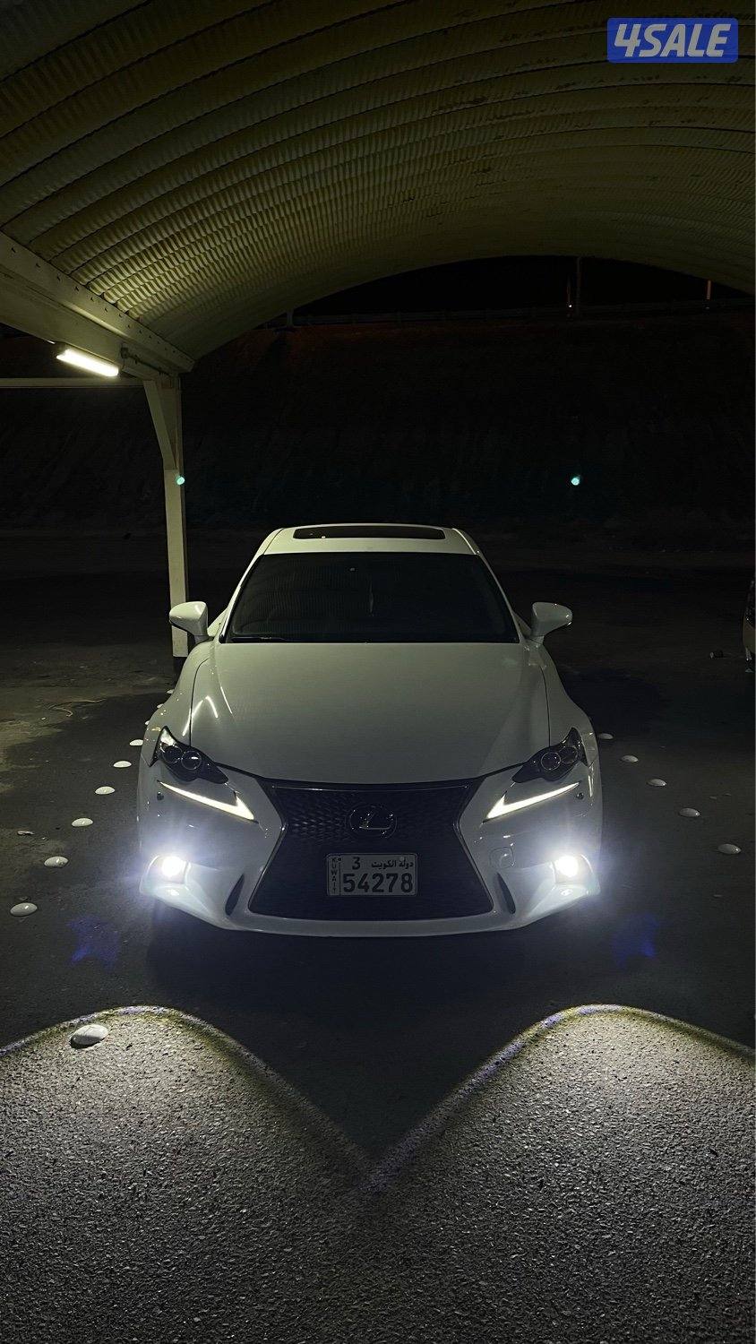 للبيع لكزس is350 fsport1