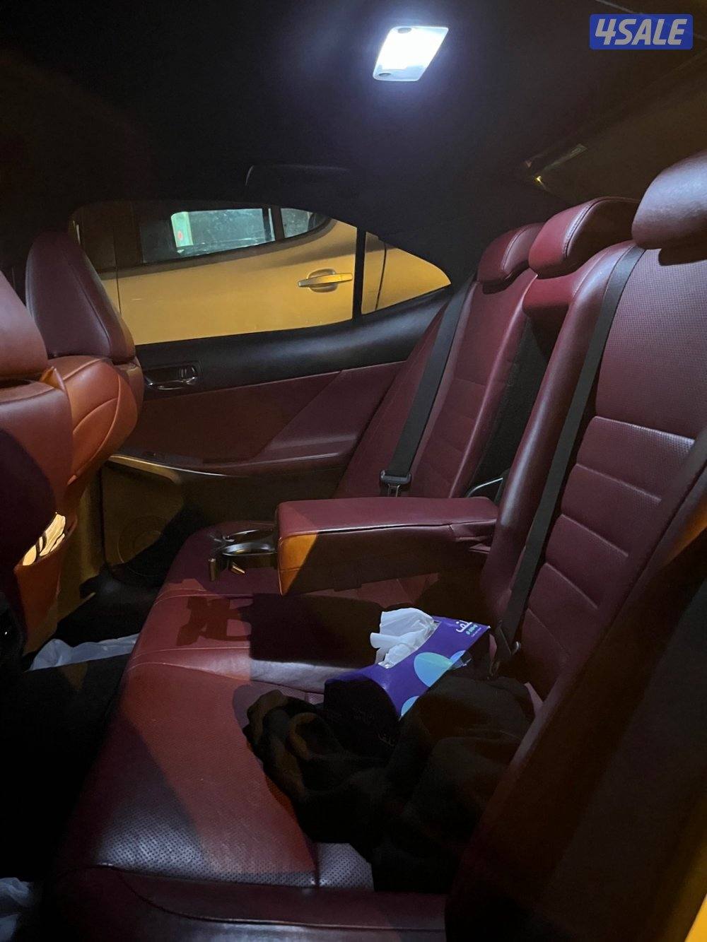 للبيع لكزس is350 fsport11