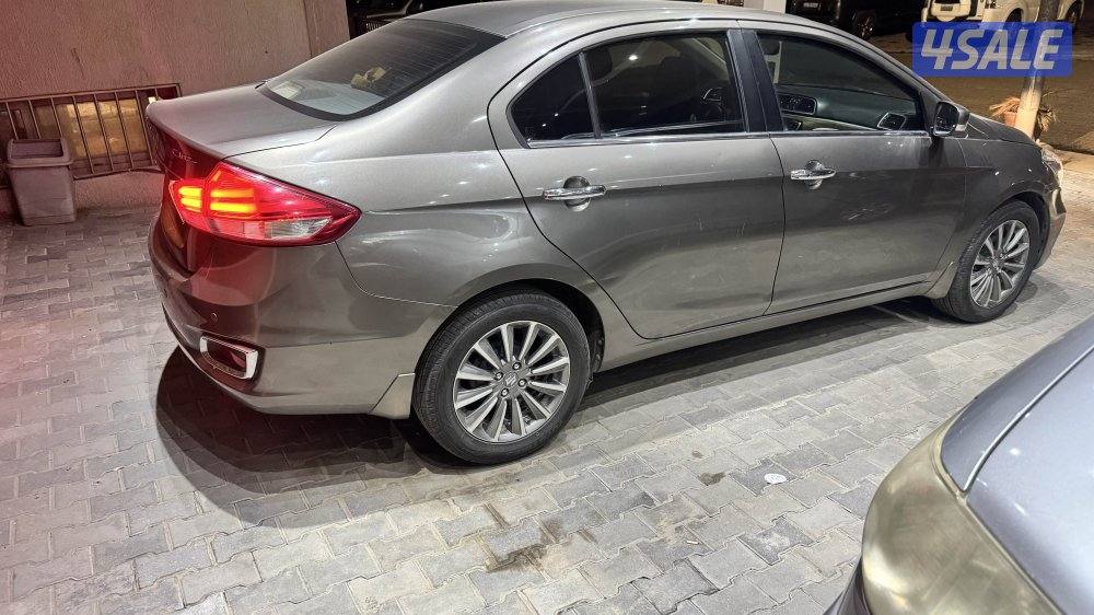 للبيع سياز3