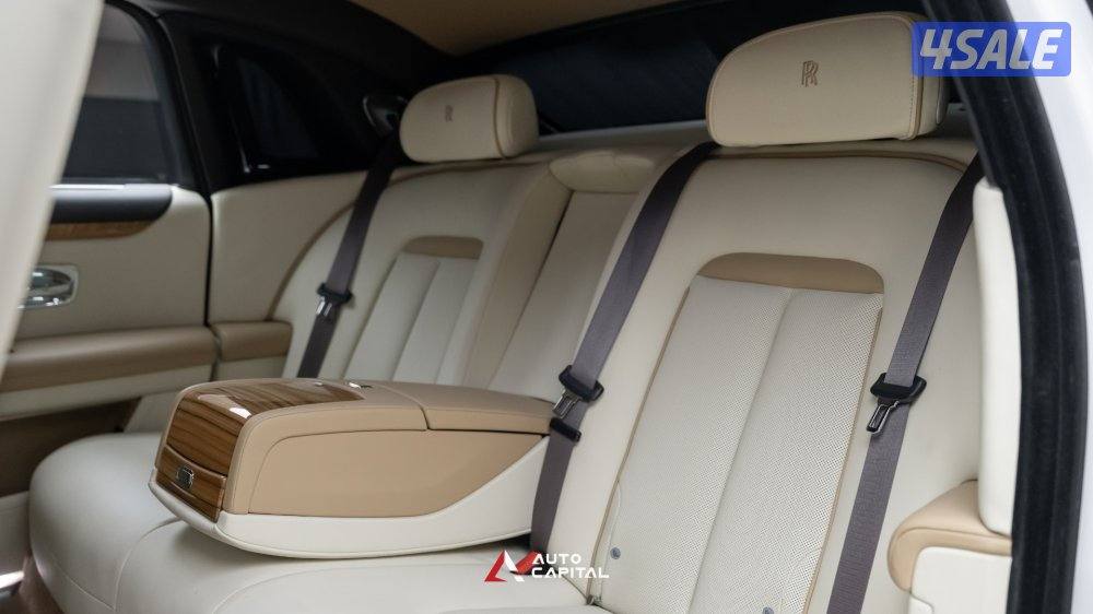 YOUR ROLLS-ROYCE  Ghost  V12 - 2022 - Luxury Order11