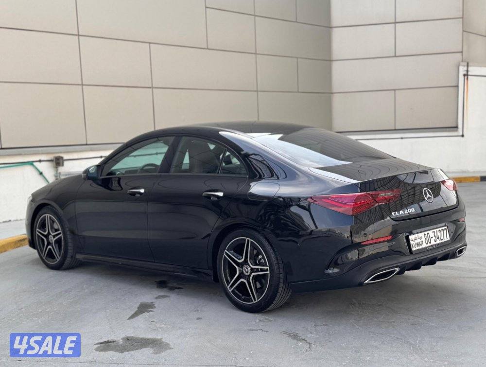 للبيع مرسيدس CLA 200 موديل 2024 وارد الملا صبغ الوكالة3