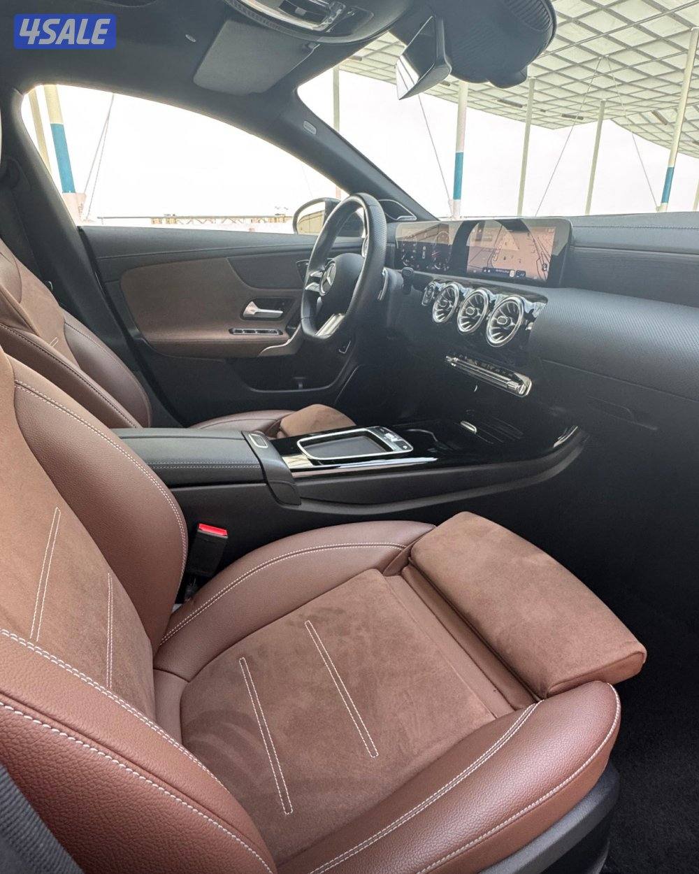 للبيع مرسيدس CLA 200 موديل 2024 وارد الملا صبغ الوكالة8