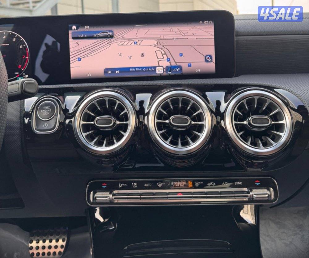 للبيع مرسيدس CLA 200 موديل 2024 وارد الملا صبغ الوكالة12
