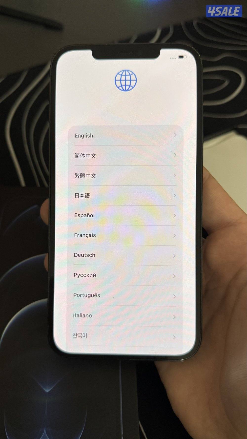 ايفون ١٢ برو ماكس مع كرتونته4