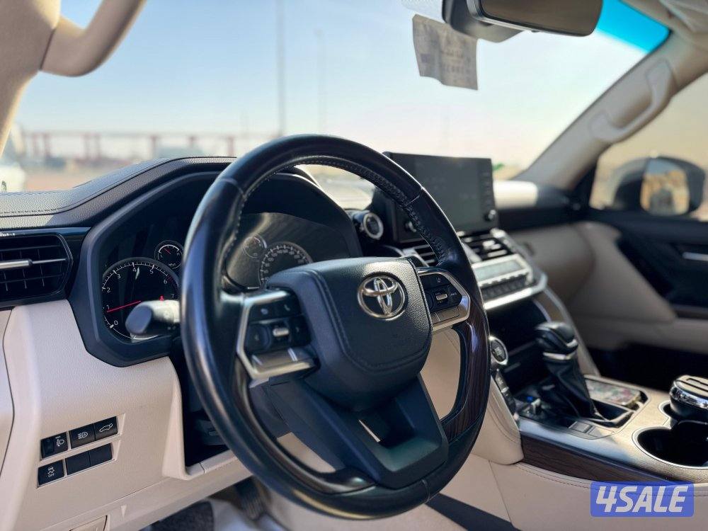 لاندكروزر الساير صبغ وكاله 20223