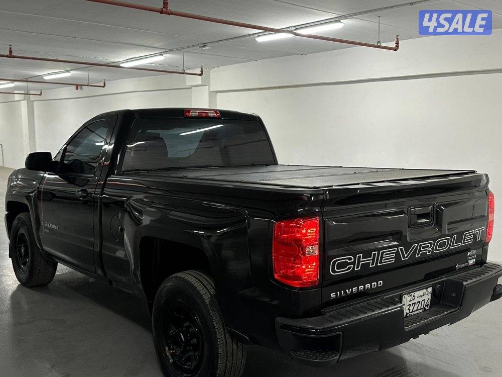 للبيع وانيت سلفرادو ٢٠١٨2