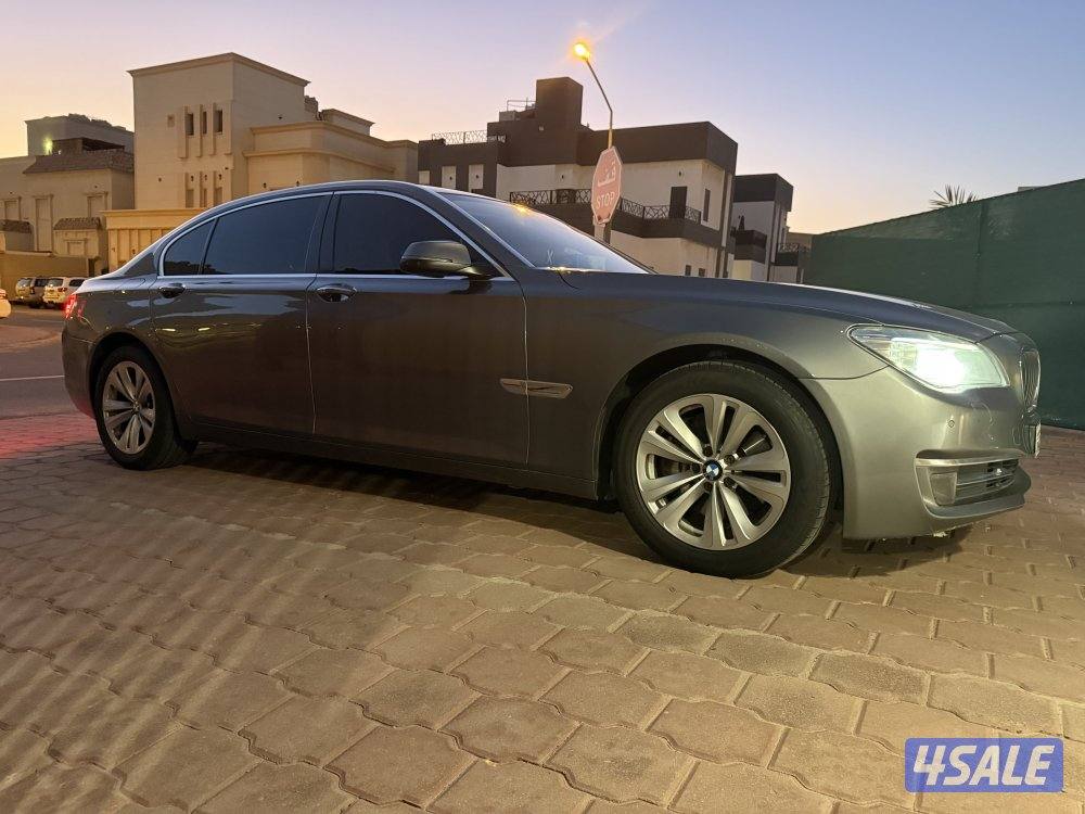 للبيع سيارة2