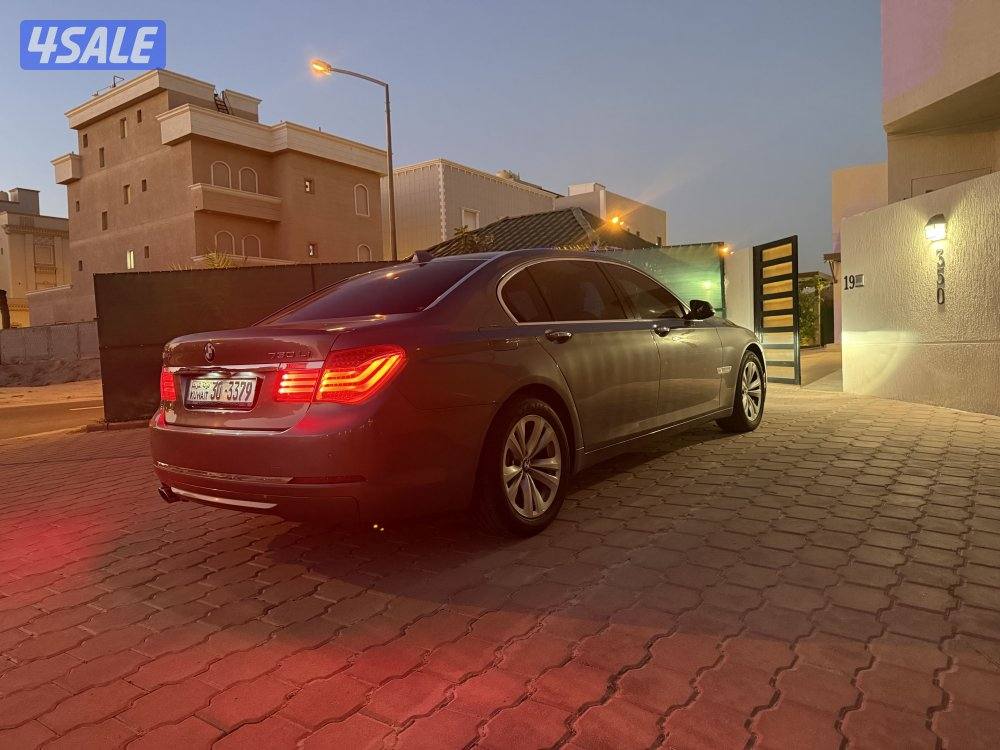 للبيع سيارة3