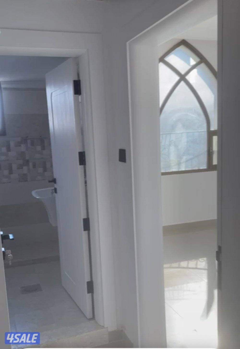 شقه بالزهراء  قطعه ٥ ثلاثه غرف  واحده ماستر وصاله وحمامين ومطبخ مجهز4