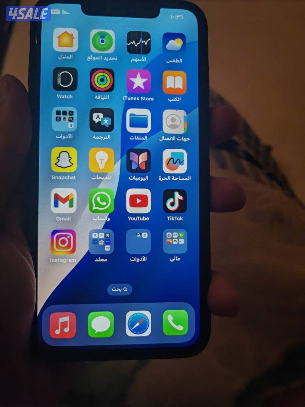 للبيع ايفونxsmax وهونر مجك فور برو4