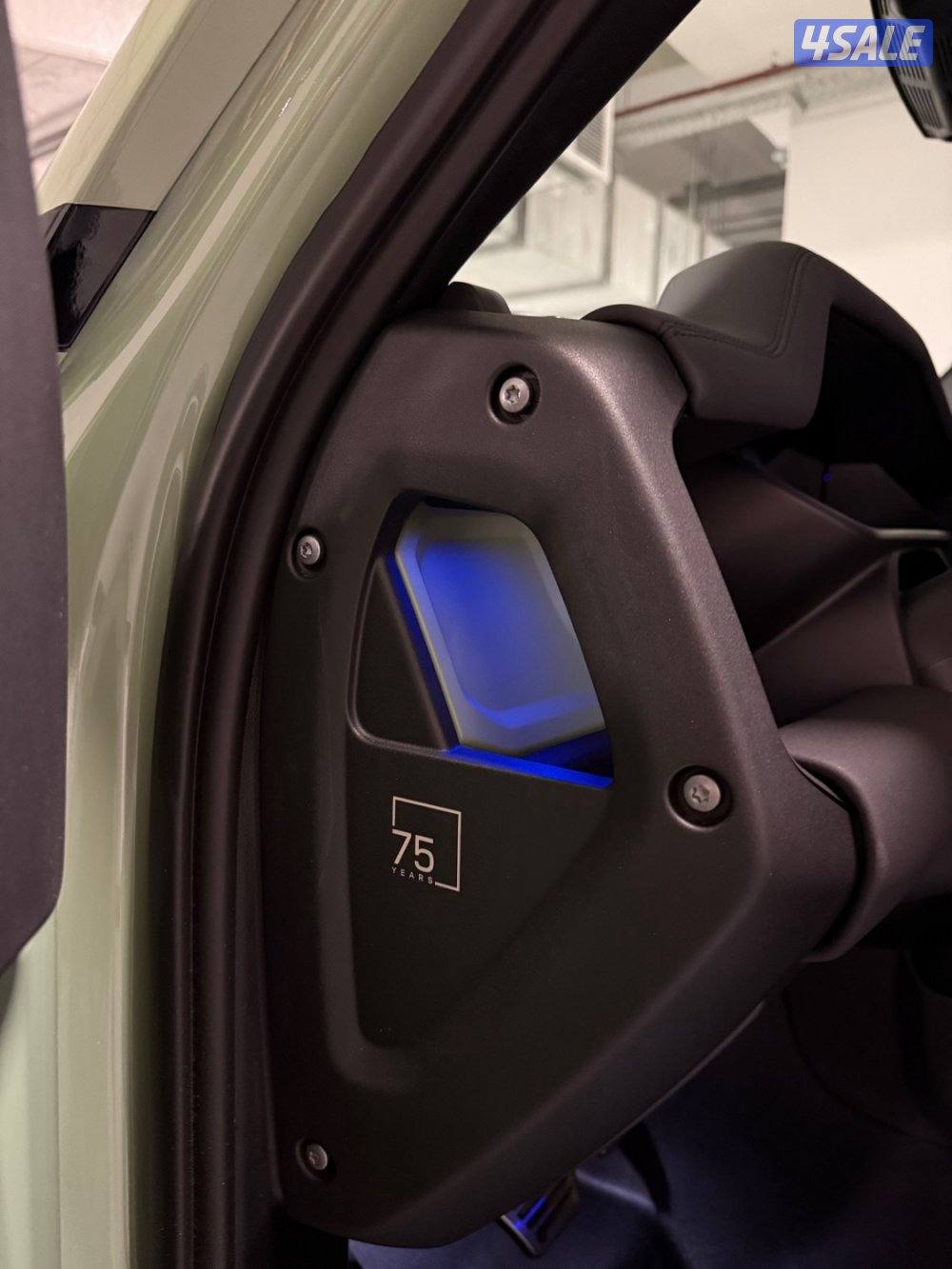 ديفندر هيرتج 75th v6 قمة بالنظافة4