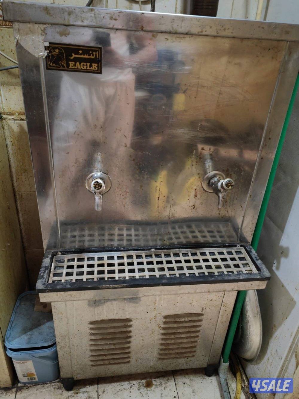 للبيع براد ماء النسر1