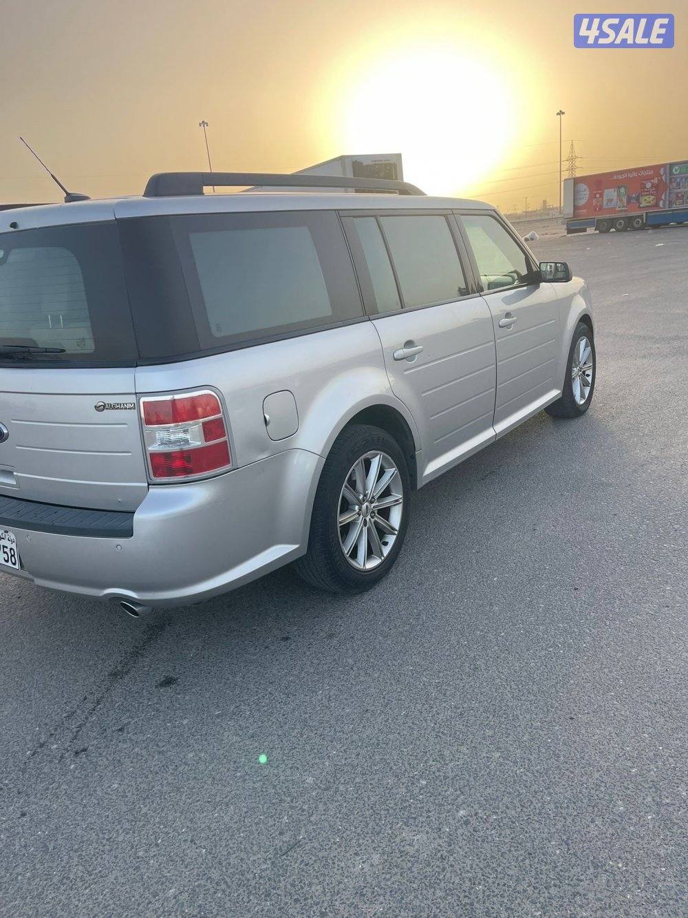 موديل 2015 صبغ وكاله شرط الفحص عداد 161 الف 6 سلندر2