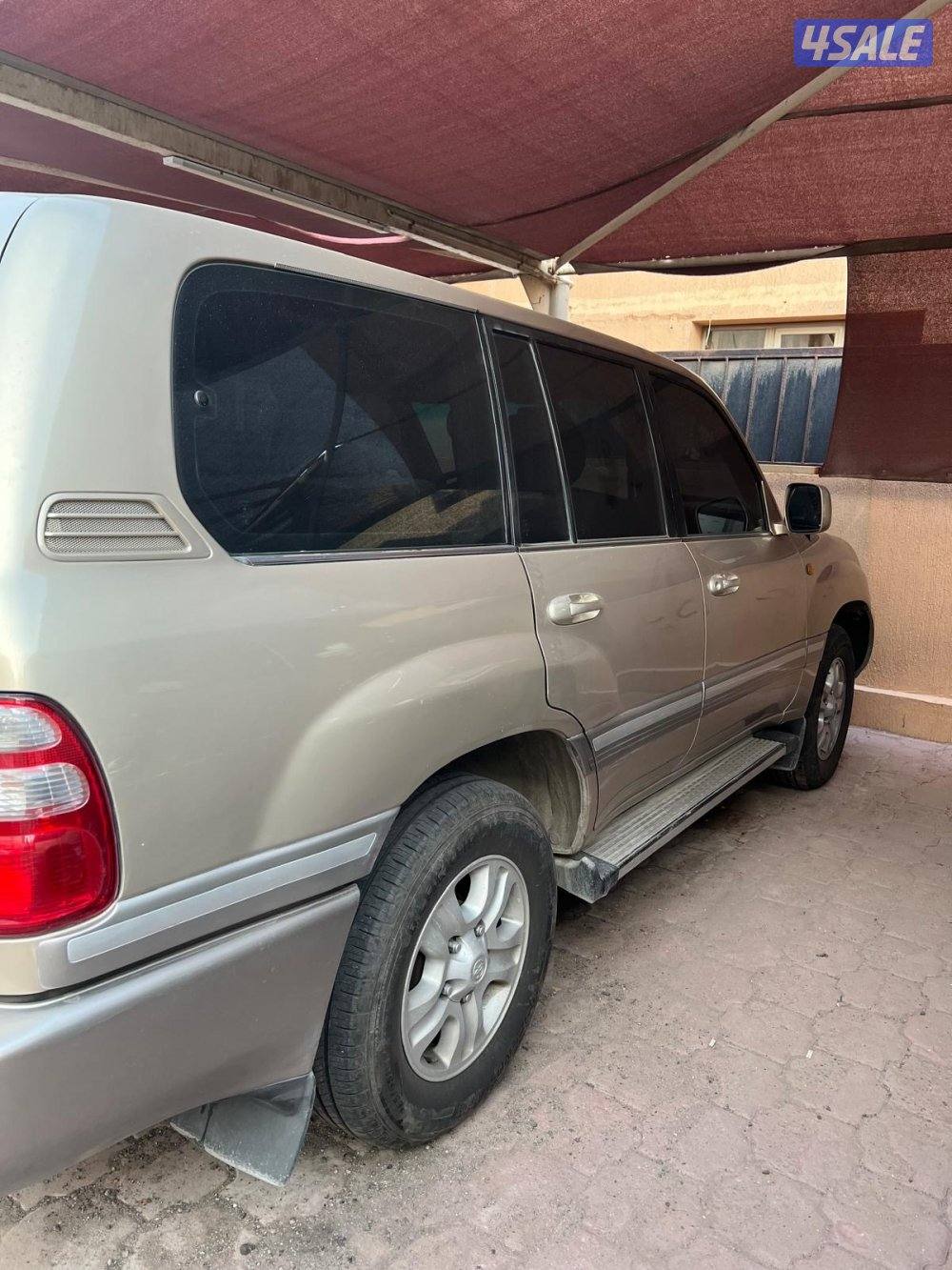 لاندكروز 2003 ذهبي 6 سلندر GXR  ماشي 360 الف3