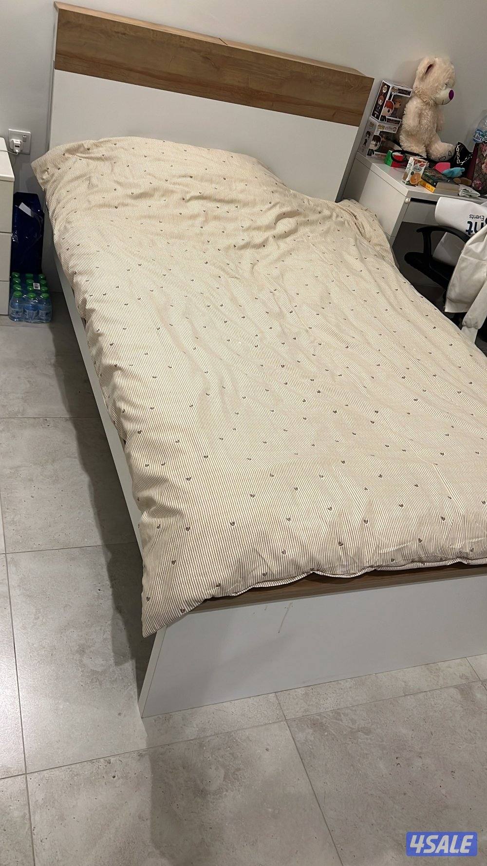 سرير 120 سم من هوم سنتر0