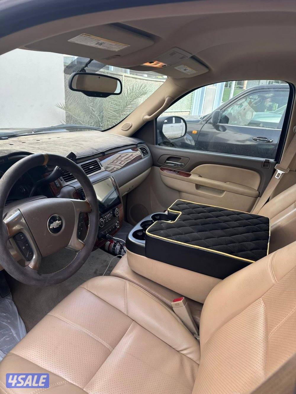 تاهو اسود موديل 2010 LT ماشي 300 شرط الفحص قير مكينه وشاصي5