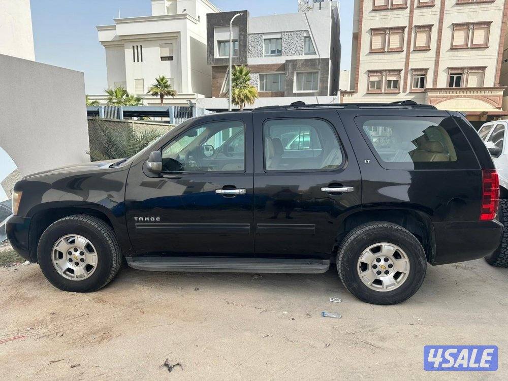 تاهو اسود موديل 2010 LT ماشي 300 شرط الفحص قير مكينه وشاصي4