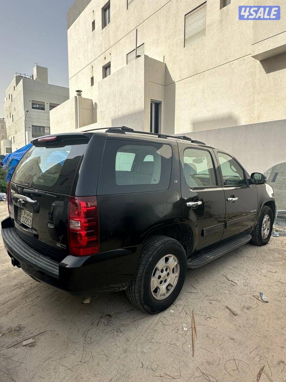 تاهو اسود موديل 2010 LT ماشي 300 شرط الفحص قير مكينه وشاصي2