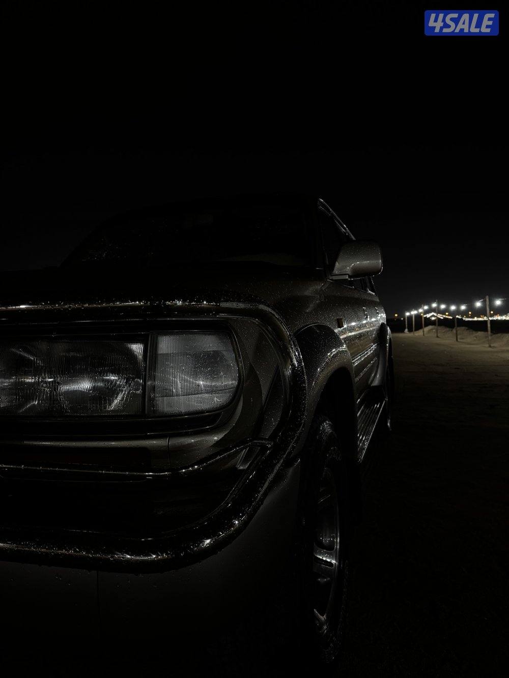 لاند كروزر VXR 1997 limited0