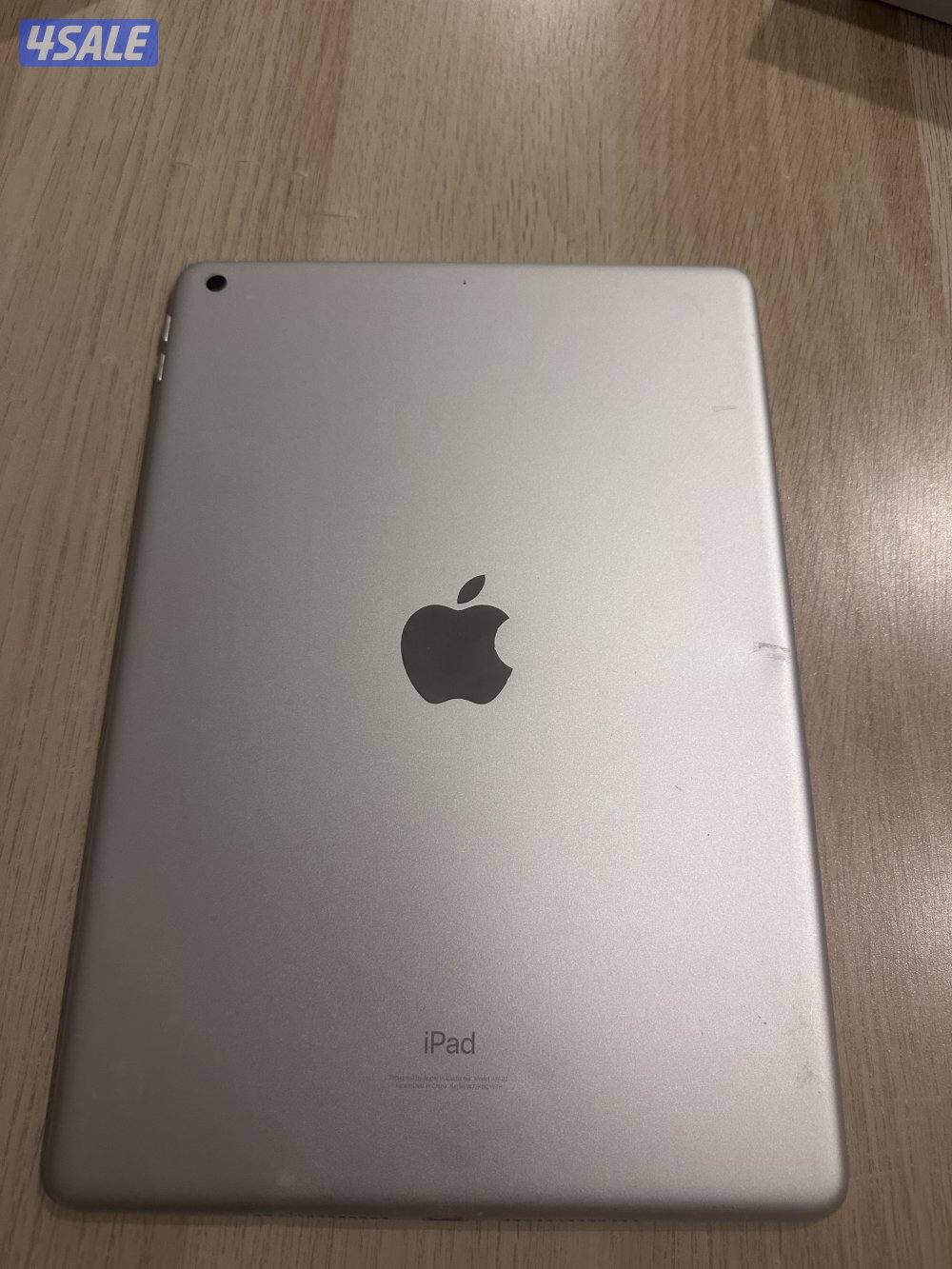 للبيع ايباد (9th genaration) مع قلم ابل(gen1) بدون مرفقات4