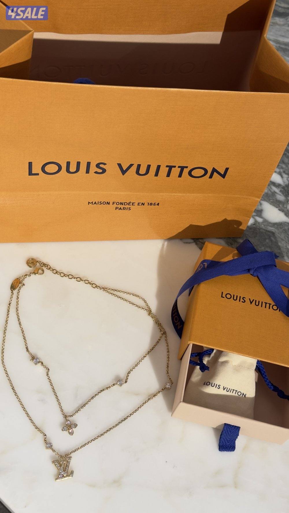 قلادة ماركة Louis Vuitton1