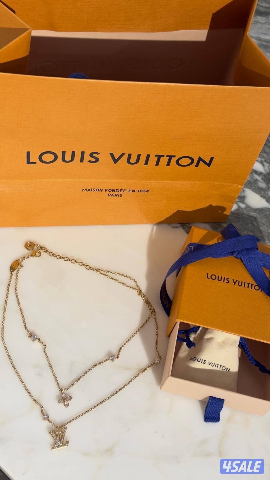 قلادة ماركة Louis Vuitton2