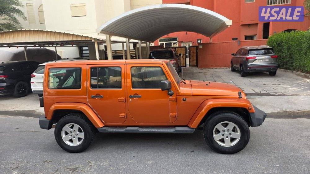 للبيع جيب رانجلر ٢٠١١0